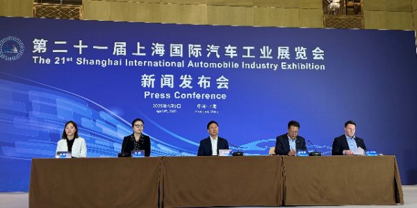 高忆管理 小马智行将在上海车展全球首发新一代Robotaxi